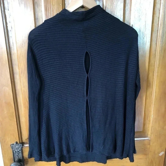 We The Free Slouchy  L/S - Picture 4 of 11